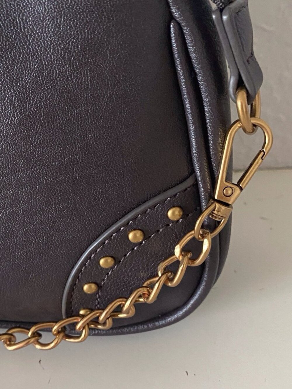 Juicy Couture In Her Juicy Era Convertible Wristlet Mini Bag Purse Chocolate NEW - Picture 5 of 14